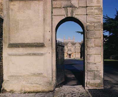 Vue de la façade sud à travers le portail, Corsham Court, Wiltshire - Unbekannt Unbekannt