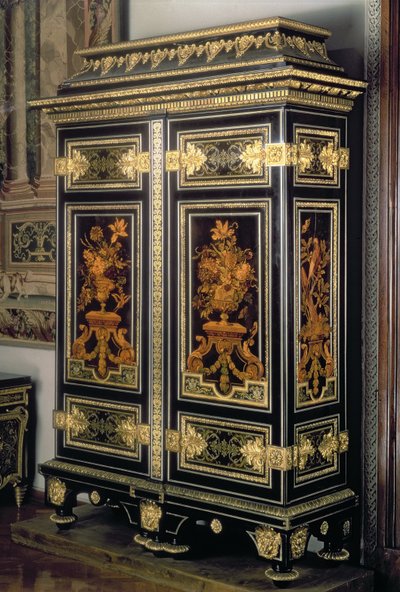 Armoire, avec décoration en marqueterie, par André Charles Boulle (1642-1732), Paris, fin 17e siècle - Unbekannt