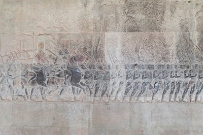 Bas-reliefs sur la galerie sud d