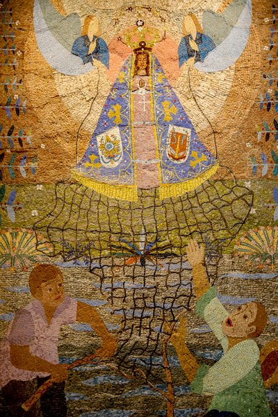 Mosaïque brésilienne dans la basilique catholique romaine de l