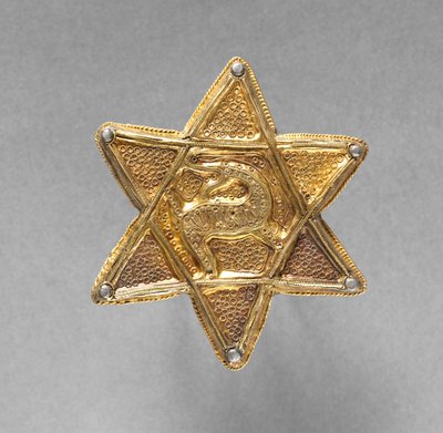 Broche en forme d