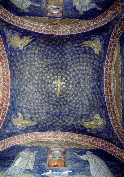 Voûte centrale représentant une croix dorée dans un ciel étoilé avec les attributs des apôtres, 5e siècle (mosaïque) - Unbekannt