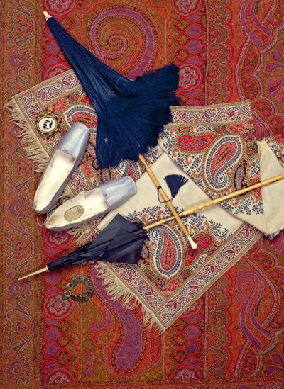 Accessoires de costume 1845-70, y compris des chaussures de Slade de Cheltenham et des bijoux - Unbekannt