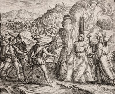 Description des crimes infligés aux Indiens par les colons espagnols - Conquistadors brûlant sur le bûcher un Indien qui a refusé de se convertir à la foi catholique. Religieux de l