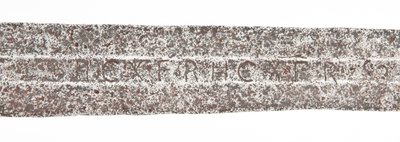 (détail) épée médiévale tardive avec lame viking antérieure et armoiries de la famille De Bohun - Unbekannt
