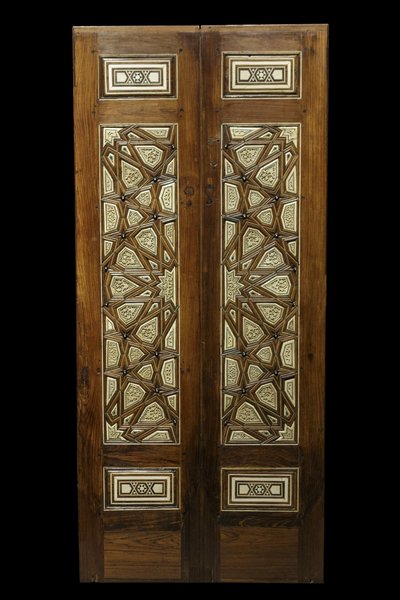 Porte avec décor étoilé. Égypte, Le Caire, vers 1380-1420. Bois de rose, jujubier, ébène, ivoire. Musée du Louvre - William M. Timlin