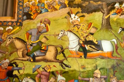 Fresque ; Shah Ismail sur un cheval blanc à la bataille de Taher Abad ; 1510 ; contre les Ouzbeks à Merv ; Chehel Sotoun ; Palais des Quarante Colonnes ; Ispahan ; Iran ; Asie - Unbekannt