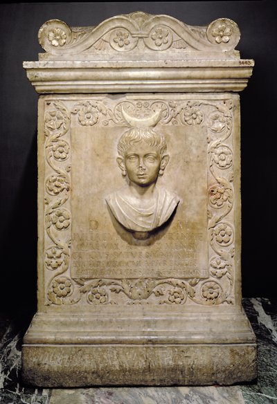 Stèle funéraire d