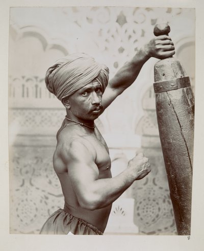 Gymnaste du Bombay Theatre of Varieties à l
