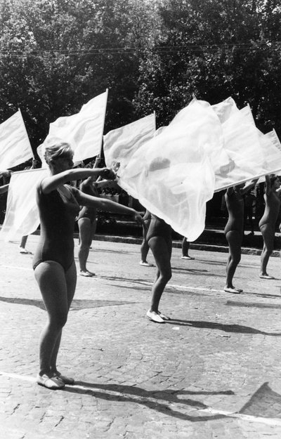 Parade de gymnastes à Bucarest - Unbekannt