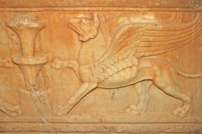 Libye, détail de sculpture de bête mythique sur sarcophage attique (2e siècle après J.-C.) - Unbekannt