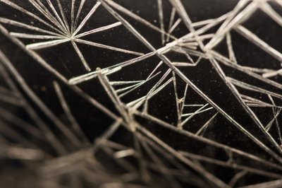 Miroir, miroir sur le mur - Unbekannter Künstler