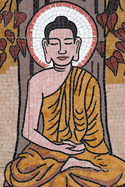Pagode bouddhiste Ong Nui, fresque murale, La vie du Bouddha, Bouddha Shakyamuni assis en méditation sous l