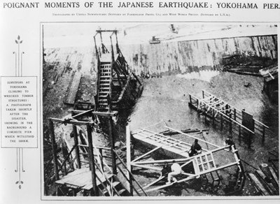 Moments poignants du tremblement de terre japonais, quai de Yokohama - Unbekannt