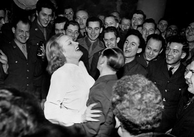 Seconde Guerre mondiale (1939-1945) : Paris (France) 10 mars - Unbekannt