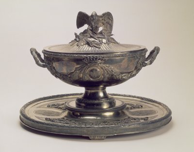 Soupière et son support en argent du Service Saltykov, par Robert Joseph Auguste (1725-1805), Paris - Unbekannt