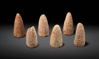 Six pierres de fondation, règne du roi Lipit-Ishtar, vers 1934-1924 avant J.-C. - Unbekannt