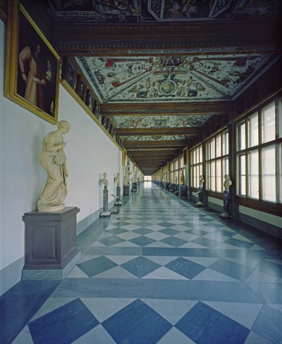 Vue du premier couloir, conçu par Vasari (1511-1574) et Bernardo Buontalenti (1531-1608) 1560-80 - Unbekannt