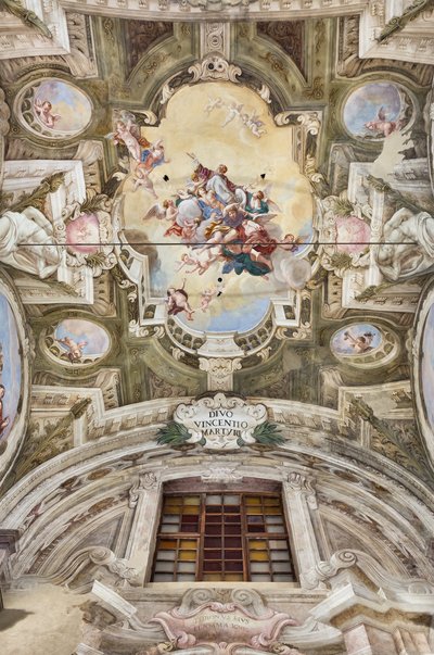 Vue de la voûte avec fresque de la salle Teatini, Chiesa di San Vincenzo, Piacenza, Émilie-Romagne, Italie - Unbekannter Künstler