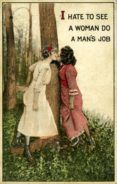 Carte postale vintage montrant deux femmes s