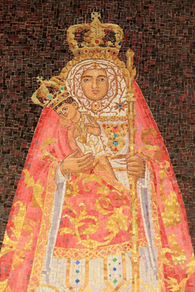 Vierge et enfant. Espagne. Basilique de l