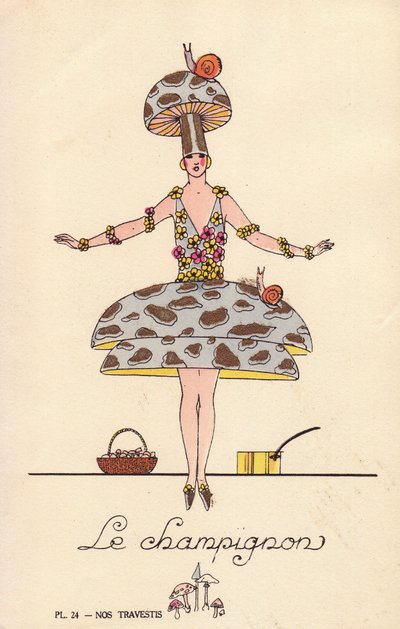 Femme en costume de fantaisie champignon, le champignon, chapeau et robe en forme de champignon, décorés d