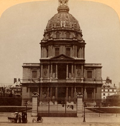 Dôme des Invalides, où repose le grand guerrier - Tombeau de Napoléon Ier, Paris, France, 1900 - Underwood and Underwood