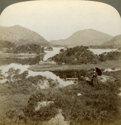Îles et Upper Lake, Killarney, Irlande - Underwood and Underwood