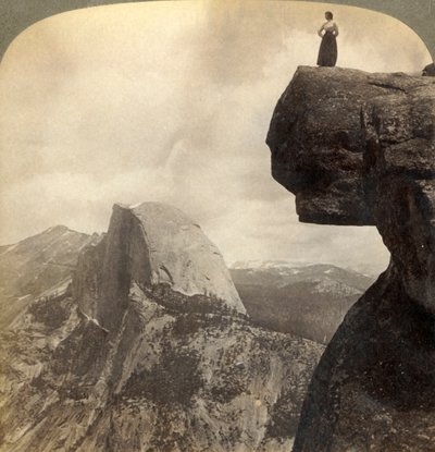 Vue sur le plus grand paysage naturel - depuis Glacier Point N.E. Yosemite Valley, Cal., 1902 - Underwood and Underwood