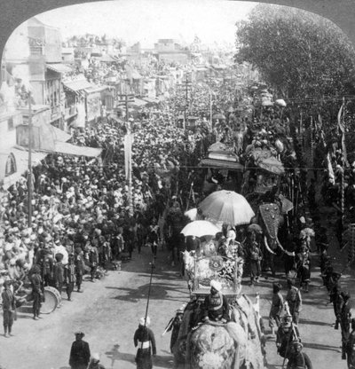 Le Duc et la Duchesse de Connaught et dans la grande procession du Durbar, Delhi, Inde, 1903 - Underwood and Underwood