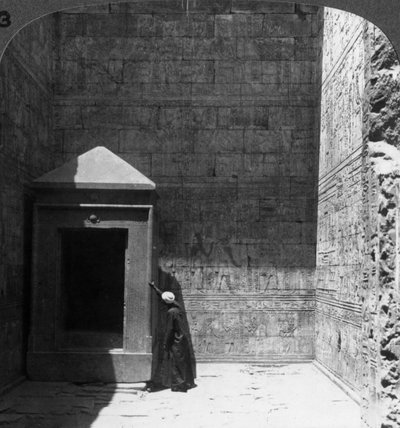 Le saint des saints et le sanctuaire de l