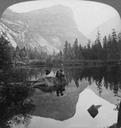 Vue du lac Mirror, en direction du mont Watkins, Yosemite, Californie, USA, 1902 - Underwood and Underwood