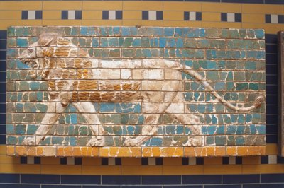 Asie, Turquie, Istanbul, relief de lion peint sur un mur de briques, vue latérale d