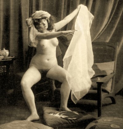 Nu féminin assis avec turban et voile, c.1900 - Unknown