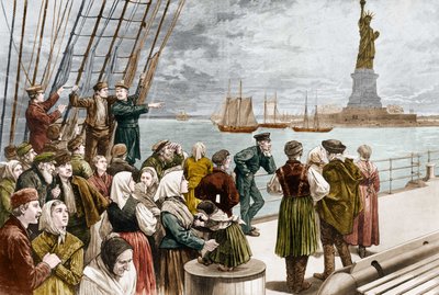 Arrivée des émigrants à New York en 1887 (en arrière-plan, la statue de la Liberté). ©Leemage - Unknown artist