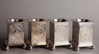 Quatre salières : De gauche à droite : 1636 (inv AG 0024) - Unknown artist