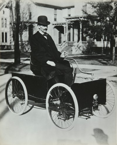 Henri Ford conduisant sa première voiture à essence dans les rues de Détroit en 1896 - Unknown artist