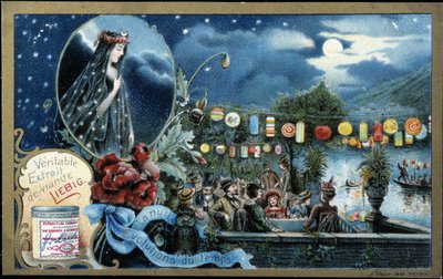 Nuit, fête nocturne éclairée par des lanternes, près d