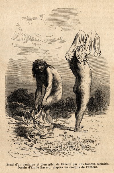 Deux Indiens Siriniris essaient de mettre des pantalons et un gilet, qu