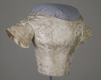 Corsage de mariage (vue oblique avant) - Unknown artist