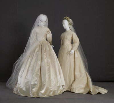 Robes de mariée - Unknown artist