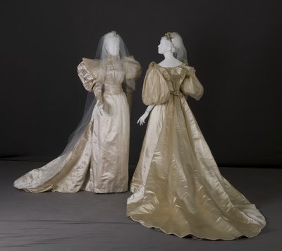 Robes de mariée - Unknown artist