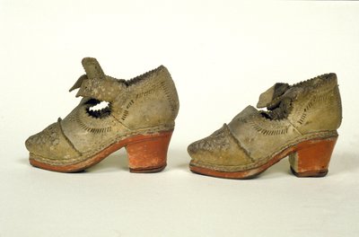Modèle de chaussure à talon rouge du 17ème siècle, Museo del Castello, Milan - Unknown artist