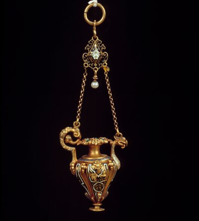 Pendentif en or émaillé en forme d