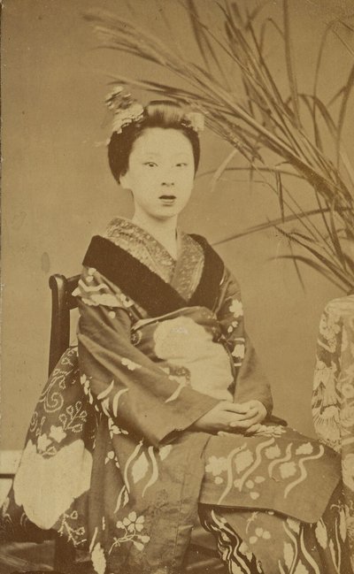 [Femme japonaise assise] - Unknown artist