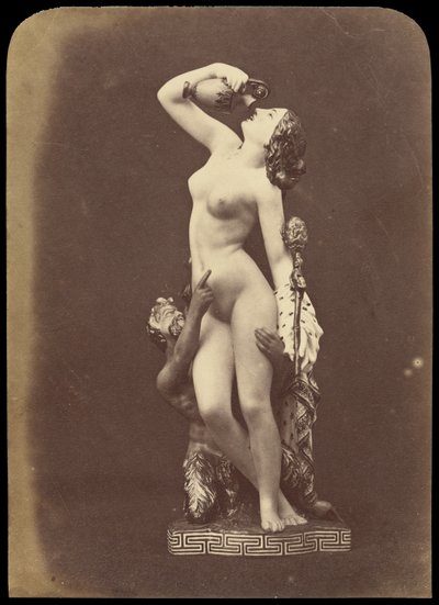 [Statue de femme et de satyre] - Unknown artist