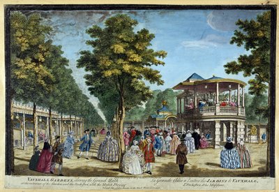 La grande allée à l