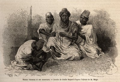 Tierno Ousman, de la tribu Toucouleur, chef du village de Guemmou Koura (Mali), tenant un chapelet musulman avec de gros grains, récitant ses prières, tandis que ses masseurs lui massent le dos et les jambes. Gravure pour illustrer le voyage au Soudan occi - Unknown artist