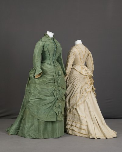 Robe de trousseau - Unknown artist