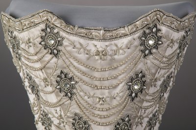 Corsage de robe de mariée - Unknown artist